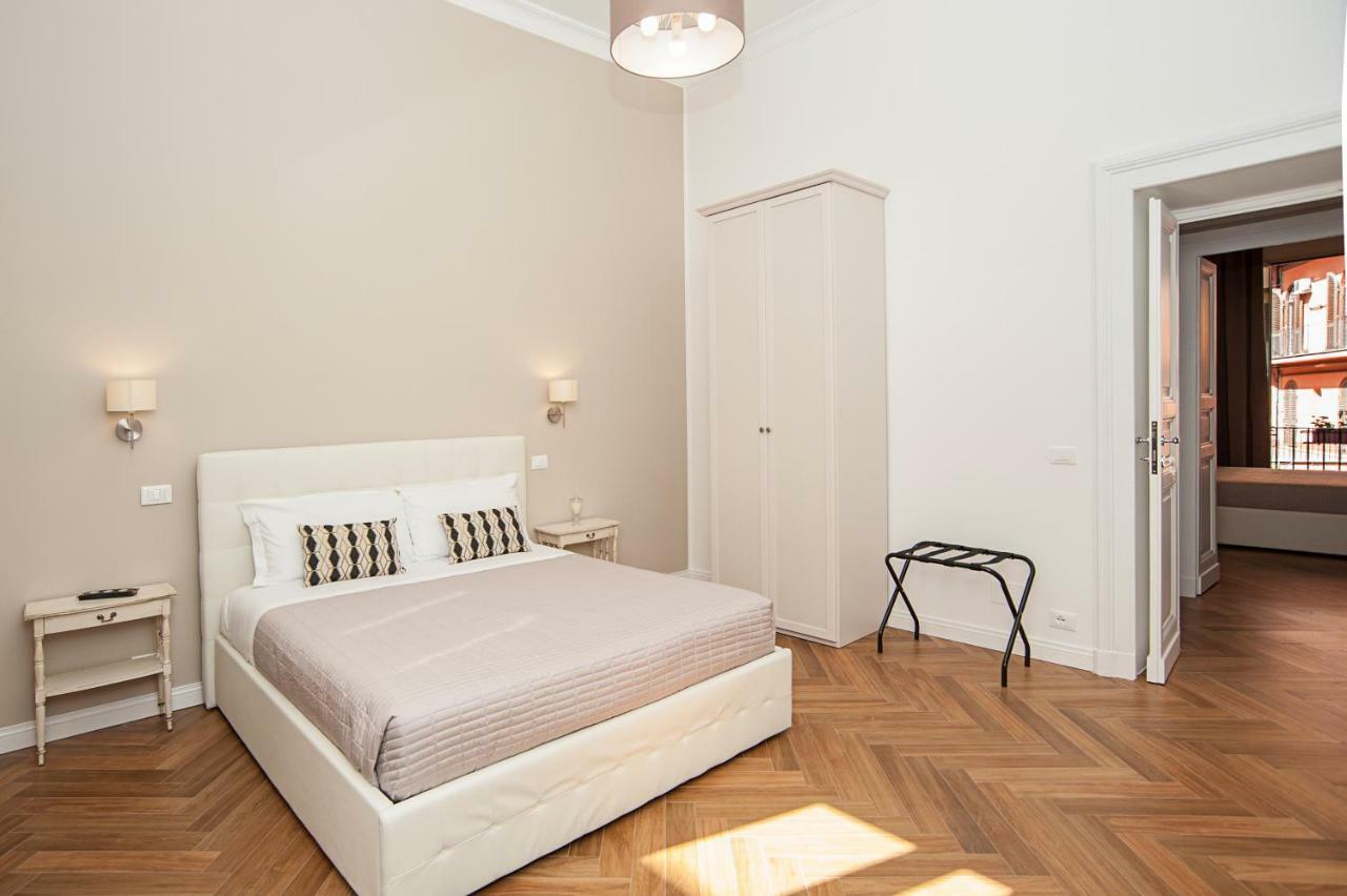 Luxury & Charme Colosseo Rome Exterior photo